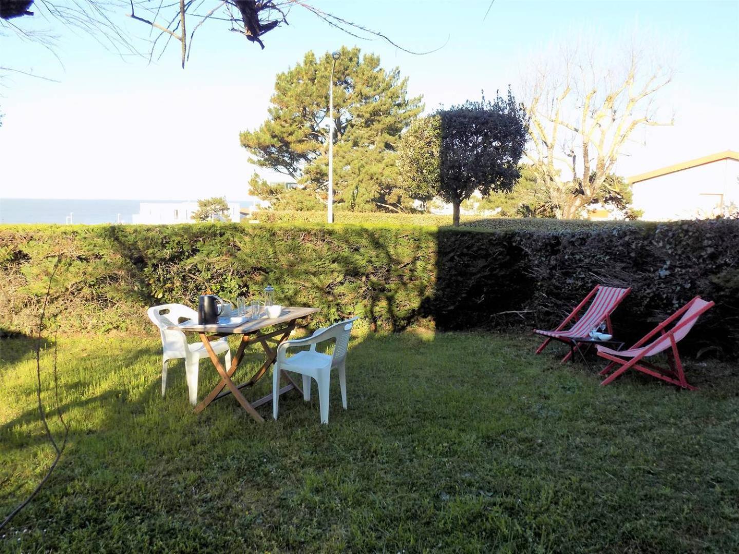 - Du Chay - En Rez-de-jardin Avec Apercu Apartment Royan