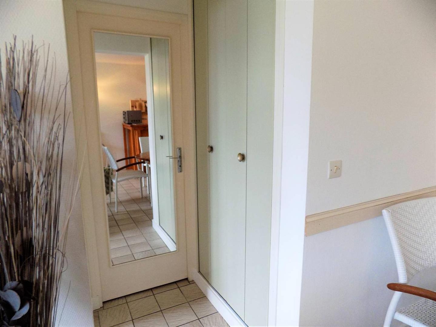- Du Chay - En Rez-de-jardin Avec Apercu Appartement *